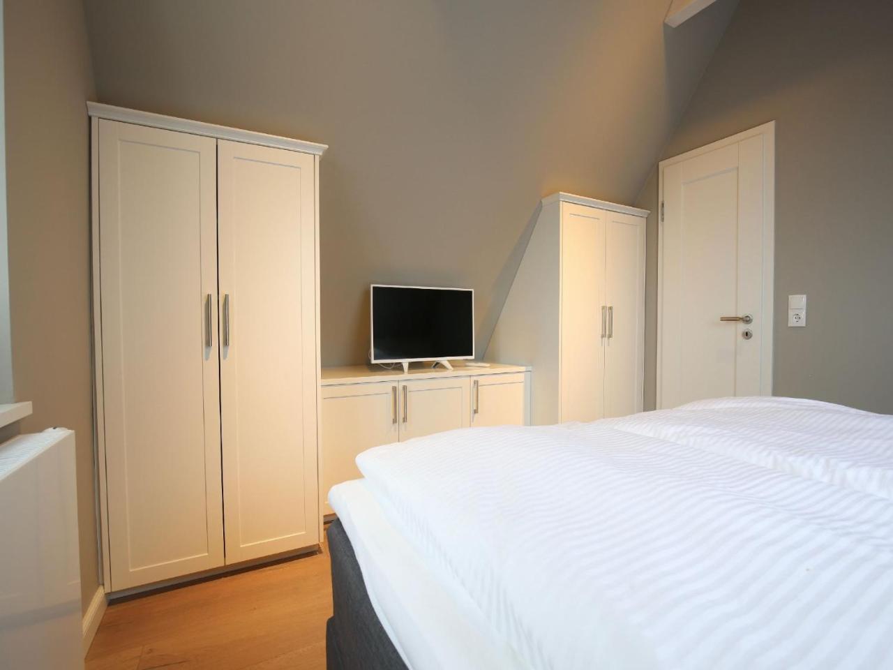 Charlotte 48 - Wunderschoene Ferienwohnung Mit Balkon Und Sauna Wangerooge Eksteriør bilde